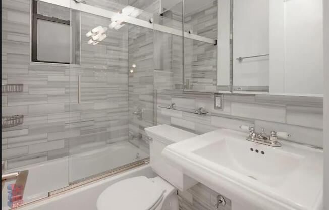 219 E 23rd Street