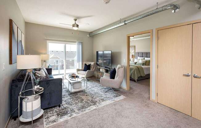 Spacious Living Area at Lake Shore Apartments, Ankeny