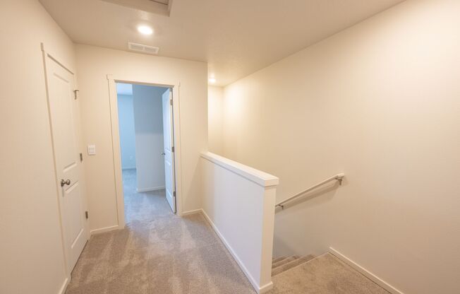 3 beds, 2.5 baths, $2,375