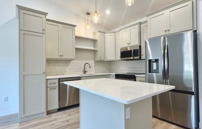 Move-In Special! New 2 Bedroom Villas