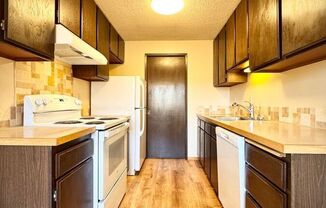 10622 MERIDIAN AVE N