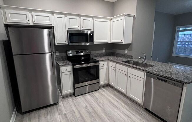 1 bed, 1 bath, 765 sqft, $895, Unit 232 2C