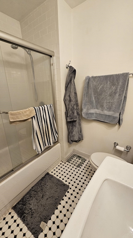 1 bed, 1 bath, 870 sqft, $3,100, Unit 407