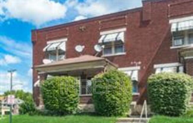 824 STUDER AVE