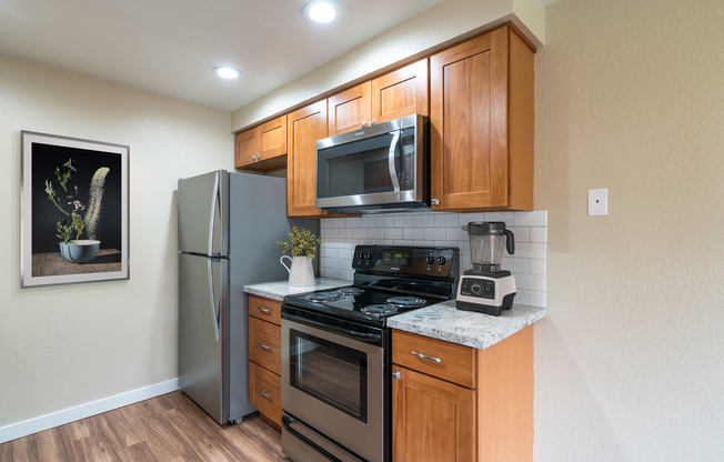 Del Mar Village Apartments