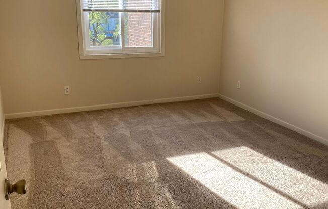 Woodridge Apartments
