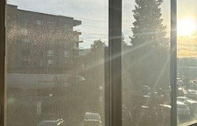 2 beds, 2 baths, 1,060 sqft, $1,685, Unit 204