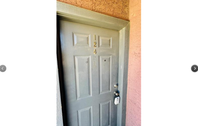 2 beds, 2 baths, $1,250, Unit UNIT 124