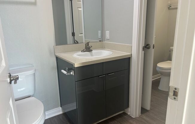 2 beds, 1.5 baths, 866 sqft, $2,695, Unit 801F7