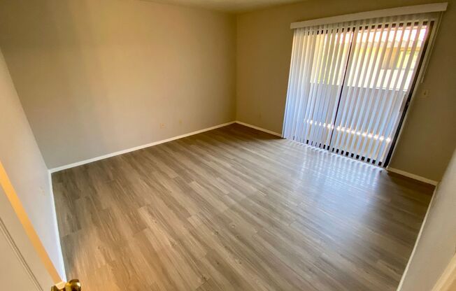 2 beds, 2 baths, $1,545, Unit # 220