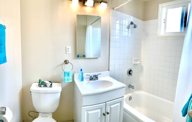 401 Sea Breeze Apts LLC