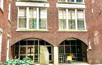 2 beds, 2 baths, 1,425 sqft, $3,000, Unit 355