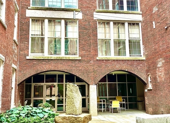 2 beds, 2 baths, 1,425 sqft, $3,000, Unit 355