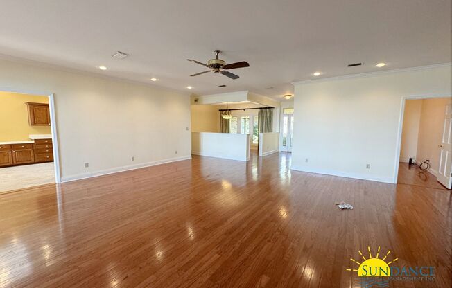 Prestigious 4 bedroom 2.5 bathroom Poquito Bayou Waterfront Home!