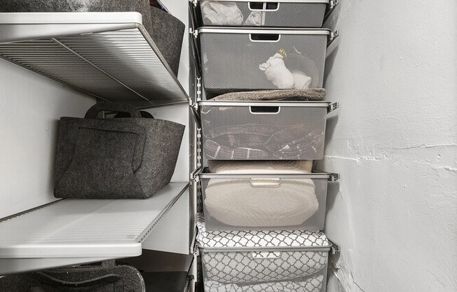 Studio, 1 bath, $3,500, Unit 9E