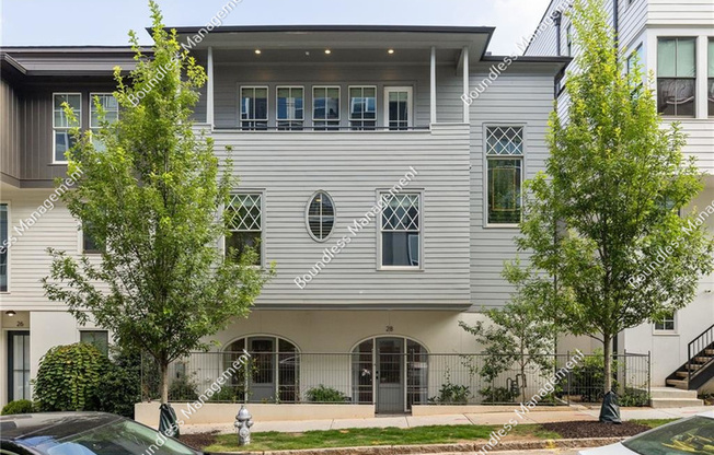 28 BASS ST SE
