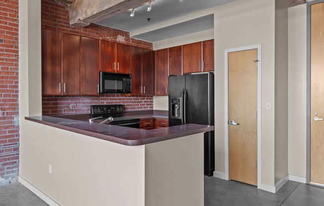 2 beds, 1 bath, 1,200 sqft, $1,645, Unit 312