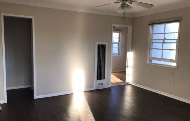 611 Levering Ave