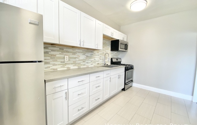 2935 W 8 ST