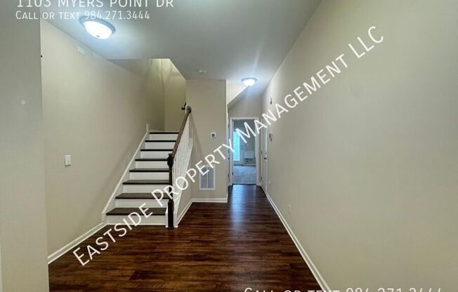 1103 MYERS PT DR