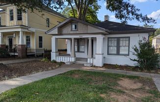 2 beds, 1 bath, $1,600