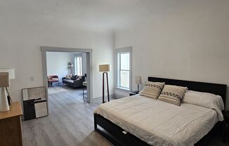 1604 W PICO BLVD