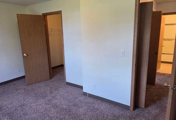 0100 Bldg 125 E Boyson Rd