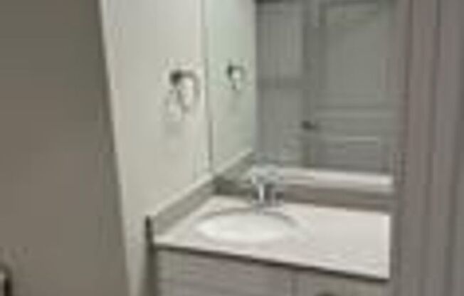 2 beds, 1 bath, $1,550, Unit A204