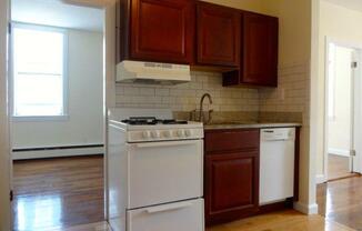 722 E 6 ST