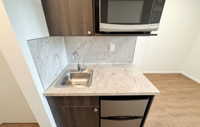 Studio, 1 bath, 186 sqft, $1,245, Unit 303-ARCH