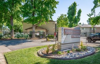 Ashbury Court Apartments