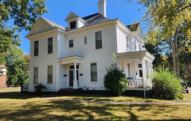 Apartment in Statesville's Historic District