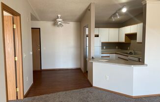 2 beds, 1 bath, 825 sqft, $993, Unit 313N