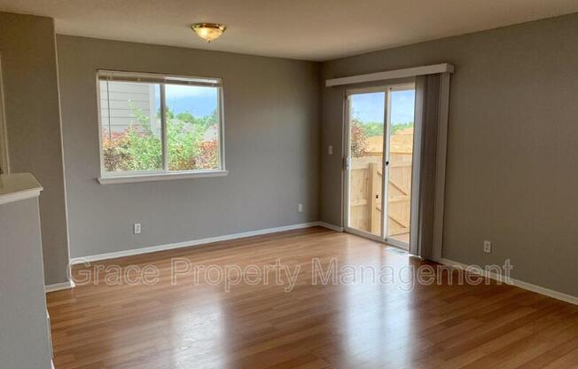 1214 S ZENO WAY