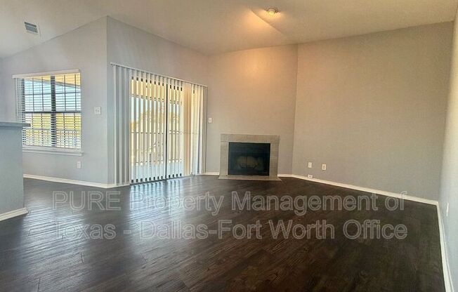 806 203 CASTLEGLEN DR