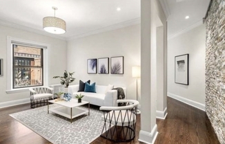 382 Commonwealth Ave 23