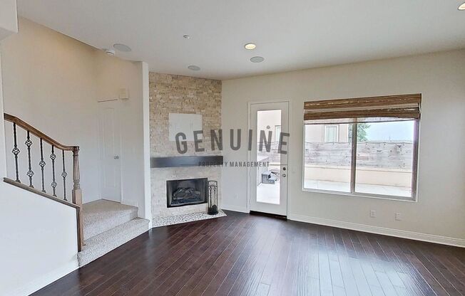 Spacious 3Bd 2.5Ba 2 Story Home w/ Fabulous Views