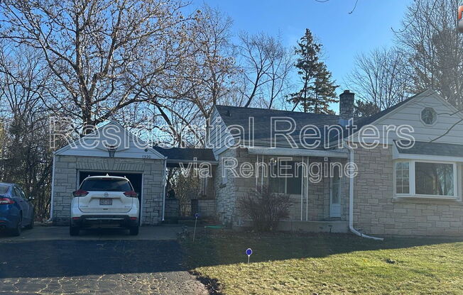 1320 WILSON DR