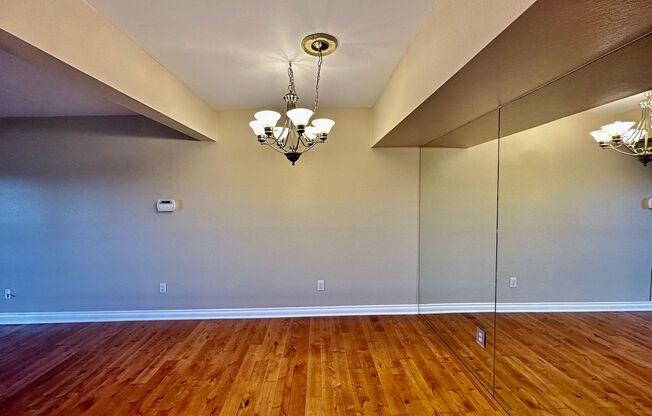 Your new home Awaits-Top Floor Escondido Gem!!!