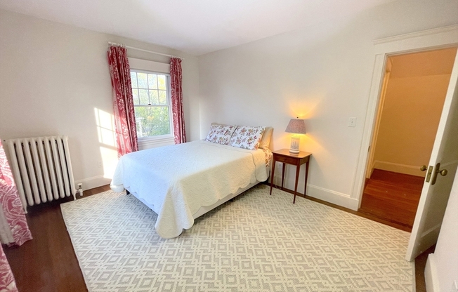 10 BERWICK RD