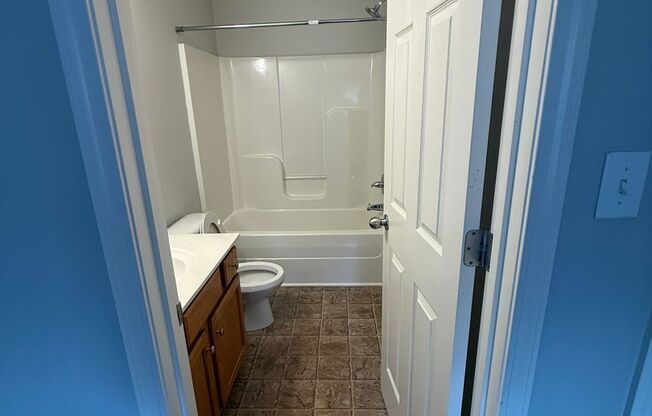 2 beds, 2 baths, $900, Unit 362E