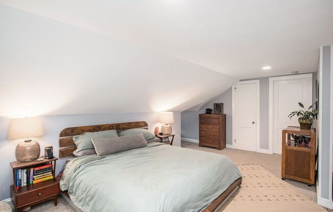 3 beds, 2 baths, $2,295