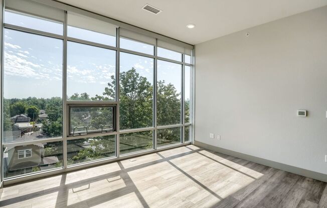 4 beds, 4 baths, 1,094 sqft, $2,900, Unit 502