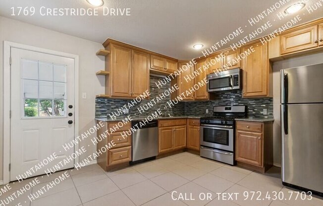 1769 CRESTRIDGE DR