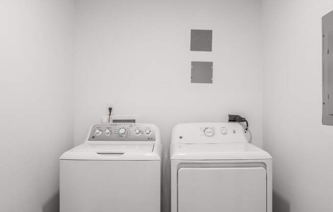 In-unit washer/dryer set in Greenwood Apartments