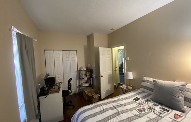 890 Huntington Ave