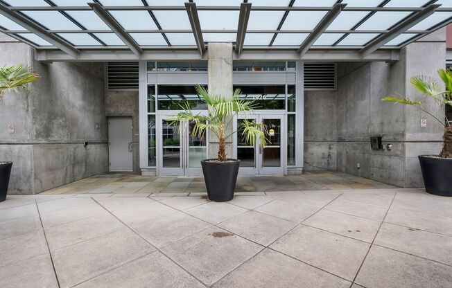 Studio, 1 bath, 700 sqft, $1,600, Unit CIV903