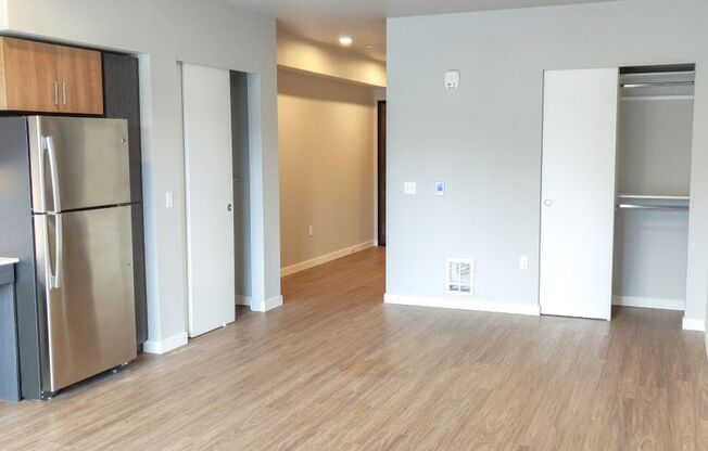 Studio, 1 bath, 490 sqft, $1,795, Unit 404 ADA