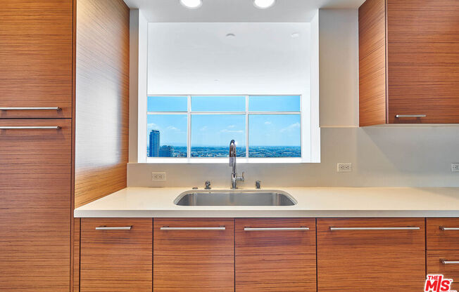 2 beds, 2 baths, 1,580 sqft, $6,695, Unit 35I