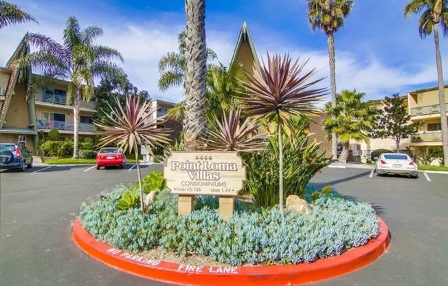 2BED/2BATH PRIME LOCATION - WALKING DISTANCE TO OCEAN BEACH